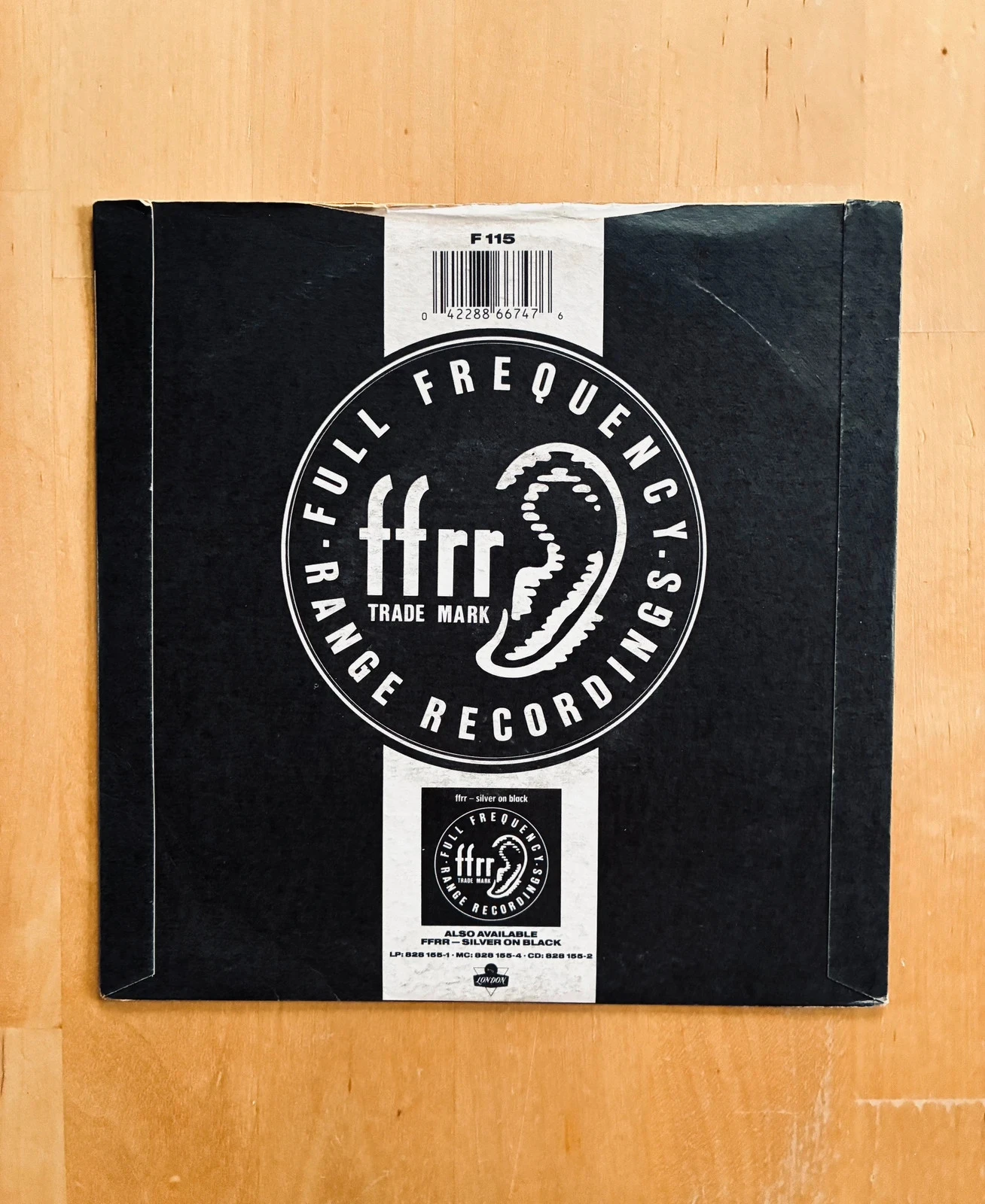 Disco de vinilo 45T Lil’ Louis French Kiss. – photo 2